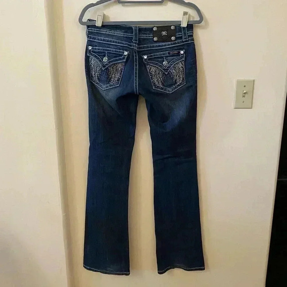 MISS ME BOOT CUT DARK WASH SILVER ANGEL WINGS JEANS SIZE 26 BEADED COWGIRL - Picture 5 of 6